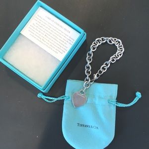 Tiffany & Co Classic Heart Bracelet